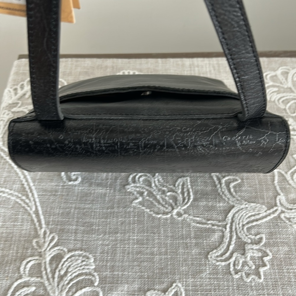 Patricia Nash NWT Granada Metallic Black Pewter Embossed Map Leather Crossbody - Picture 6 of 14